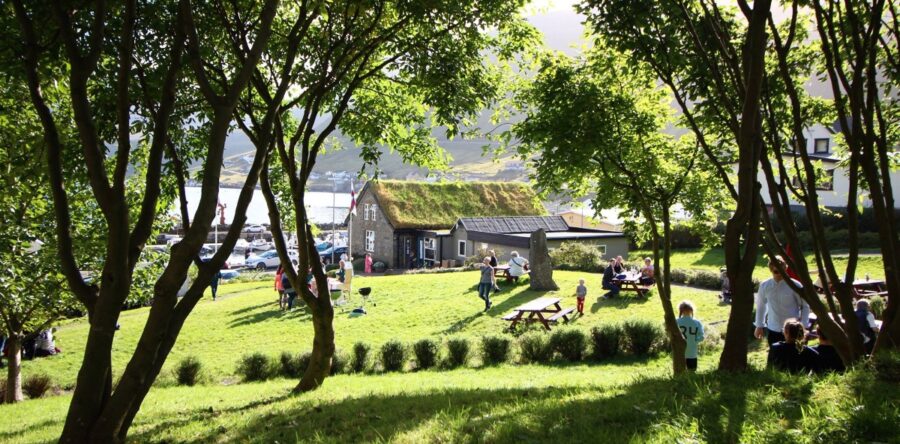 Málningaframsýningin 50 ár á baki