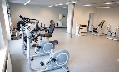 Fólk í aldrinum 60 til 67 ár í Fuglafjarðar kommunu og Eysturkommunu fáa nú møguleika at venja sjálvsvenjing.