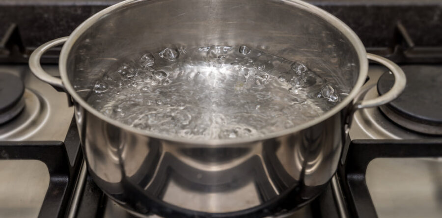 VATNIÐ Á KAMBSDALI MÁ KÓKAST