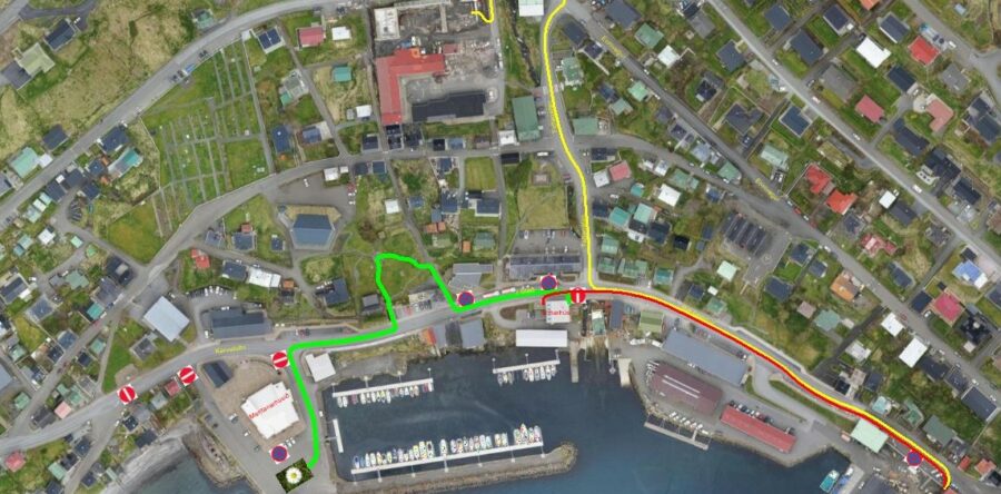 Kunning um drotningavitjanina við hjáløgdum kortum