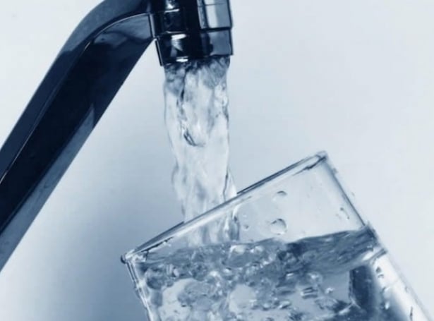 Áheitan um at spara uppá vatnið!