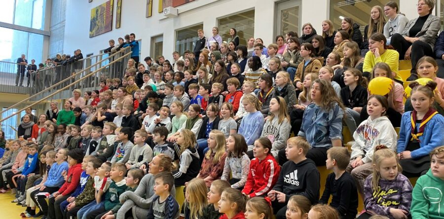 Tíðindaskriv – Nýggi barnaskúlin tikin í nýtslu