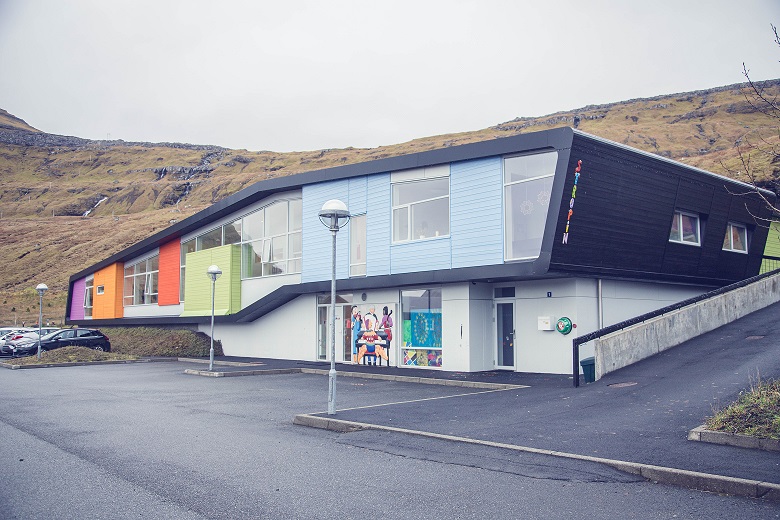 Námsfrøðingar til Stropan á Kambsdali