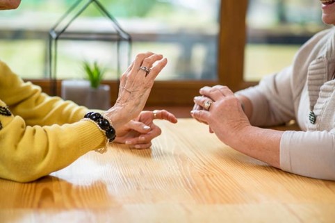 Eldraráðið er nú mannað