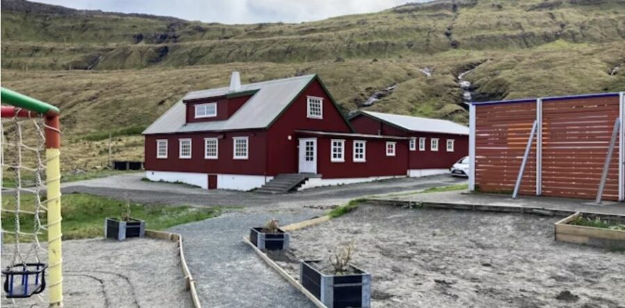Leiðari til dagstovnin og frítíðarskúlan Kamb á Kambsdali