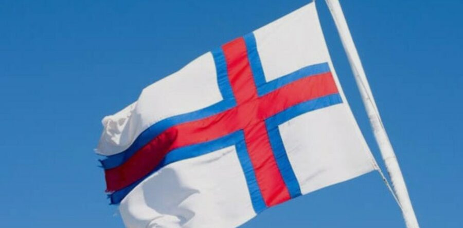 Flaggdagin 25. apríl kl. 15